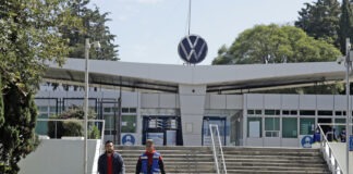 Volkswagen ajusta su producción en Puebla
