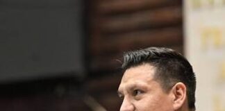PAN propone esquema mixto donde el gobierno asociado con empresas genere la industria de reciclaje de sargazo para generar materiales de construcción
