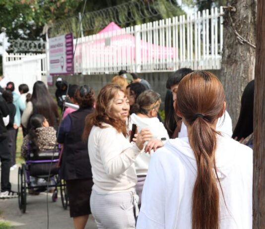 Gobierno de alcaldesa Rosi Wong otorga certificados médicos para apoyar la economía familiar en Tecámac