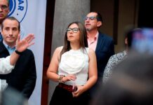 Panistas exigen a «Bobby» López Beltrán atenderse en el IMSS y dejar su vida de lujos