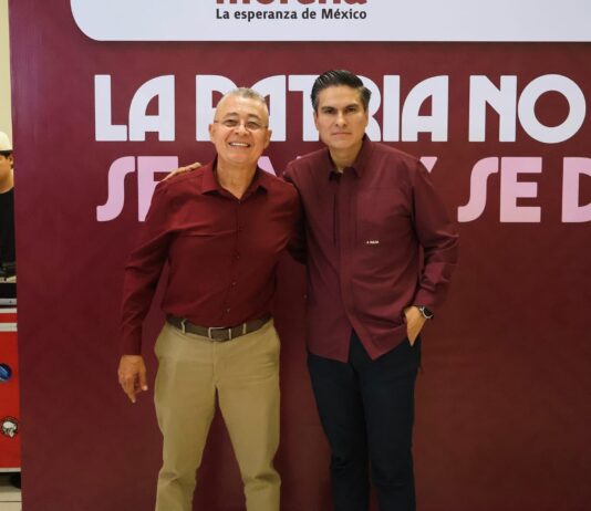 Regresa Pável Victorioso a Santiago Ixcuintla; Suma Apoyos en el estado