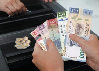 El peso se aprecia 0.98% en julio y acumula un avance en 2026 del 3.84%