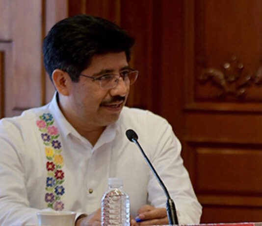 Ministro Hugo Aguilar ve “decadencia” en el servicio público mexicano
