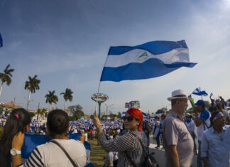 Palabras Más / ¿Por quién votan?
