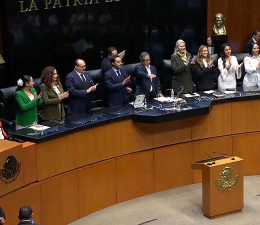 Higinio Martínez asume como nuevo presidente de la Mesa Directiva del Senado