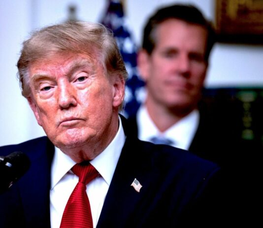 Trump defiende la creación de incentivos fiscales federales para revitalizar Hollywood