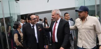 Poder Público / Ni a quien irle