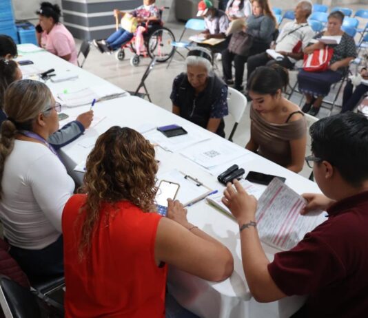 Tecámac, primer municipio del Edomex en brindar apoyo económico a cuidadores familiares