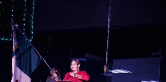 Nancy Nuñez encabeza Grito de Independencia en Azcapotzalco ante explanada llena