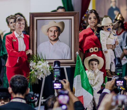 Grecia Quiroz lanza grito de justicia por Carlos Manzo y las víctimas de la violencia en Uruapan
