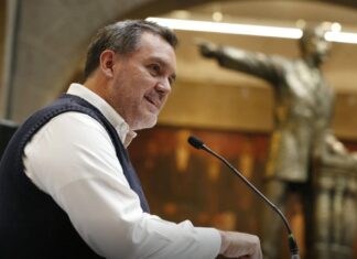 Sheinbaum está preocupada por poner corcholatas de Morena en cada estado para 2027, que sentarse en la Asamblea General de la ONU a defender a México ante dichos de Trump