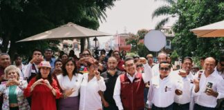 Alejandro Robles Destaca la Importancia de la Comunidad Migrante en Mexico y EU