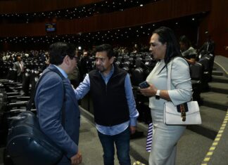 El narcogobierno quiere el dinero que se envía como remesas, pero no quiere que los mexicanos en el exterior participen en la vida pública de México