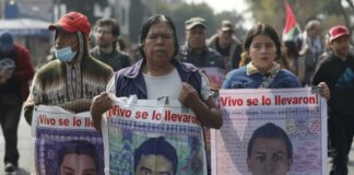 Fiscalía rastrea funerarias y una comisaría por la desaparición de los 43 de Ayotzinapa
