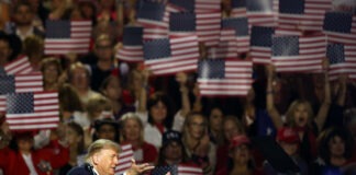Trump ofrece 5 mil dólares a cada ciudadano si su partido gana elecciones de término medio