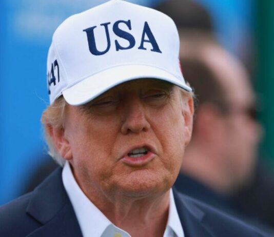 Trump pide a Zelenski cesar ataques contra refinerías de Rusia