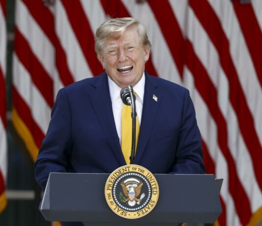 Juez bloquea el último intento de Trump de limitar la ciudadanía por nacimiento