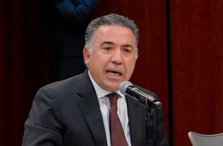 Senado oficializa la salida de Enrique Inzunza de la bancada de Morena