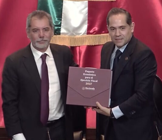 Entregan el Paquete Económico 2027 a la Cámara de Diputados