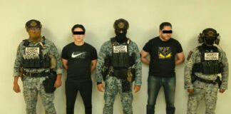Detienen a dos miembros de Los Mojarras en Tlalpan; tenían 253 dosis de droga