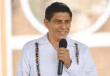 Se Comenta Solo Con / Criminales Y Burócratas Coludidos