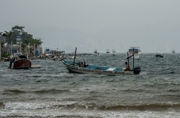 Huracán Polo golpea Baja California Sur y avanza hacia Sonora; prevén impacto en Guaymas