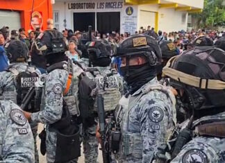 Retienen a 19 militares, guardias nacionales y policías en Guerrero
