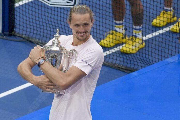 Zverev sana su herida en Nueva York