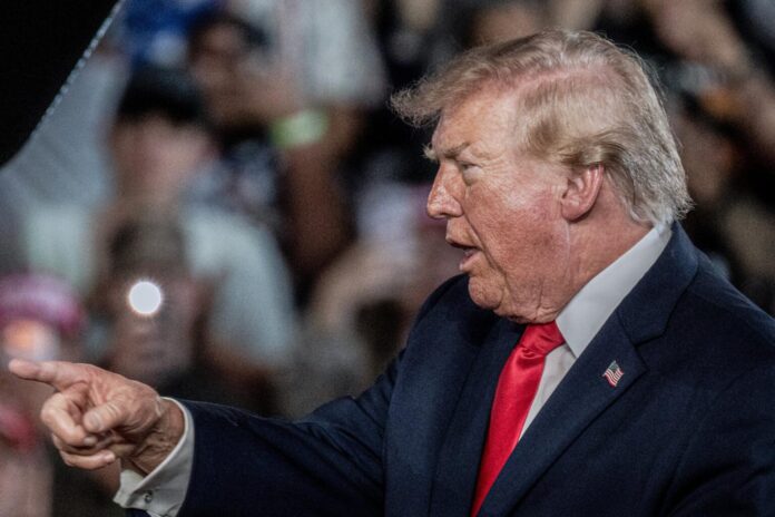 Trump dice que Epstein era