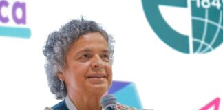 Las decisiones del campo las deben tomar los propios productores pare evitar las ineptitudes de los gobiernos.
