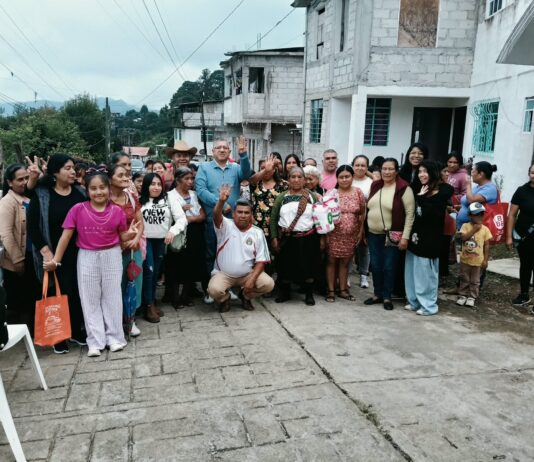 Fortalece Heliodoro Luna Vite Organización Territorial de Morena en las Colonias de Huauchinango