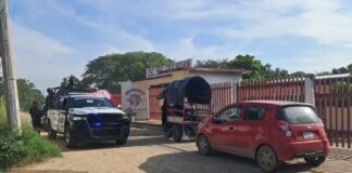 Asesinan a profesor dentro de secundaria en Oaxaca