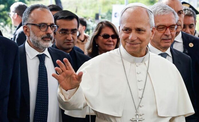llegada-del-papa-leon-xiv-al-policlinico-gemeli-1024x631
