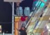Niño se cuelga de Rueda de la Fortuna en Feria de Torreón